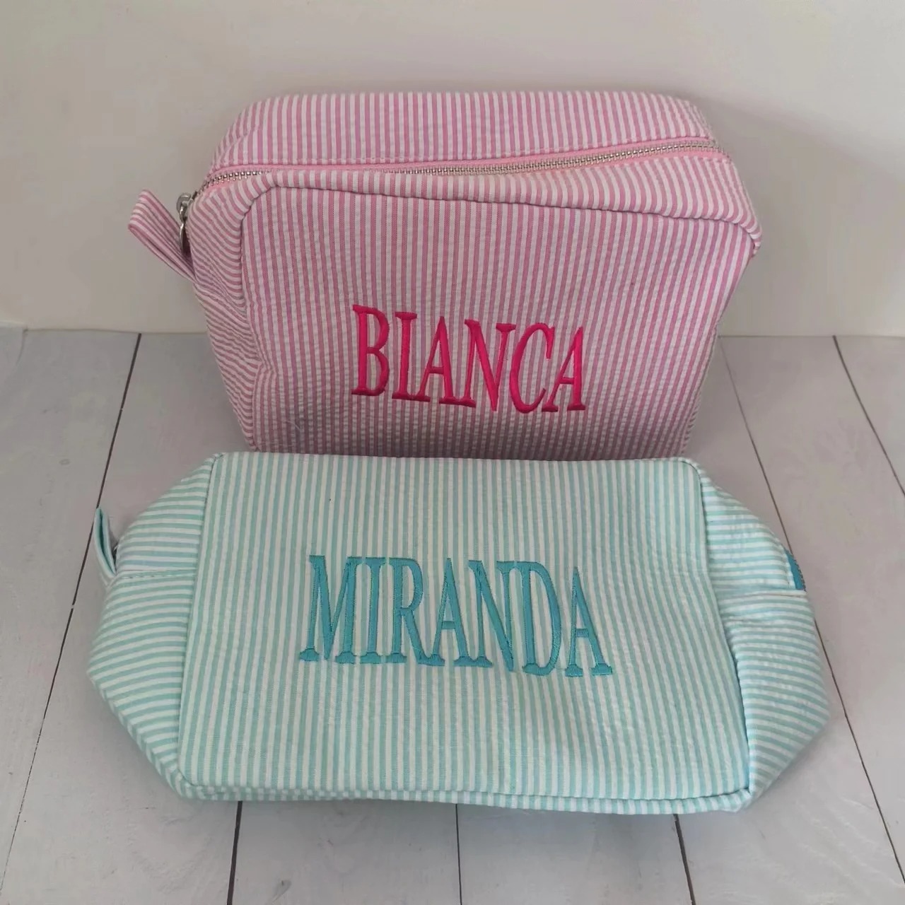 Custom Name Monogrammed Toilet - огляд і ціна Monogram Custom Case
