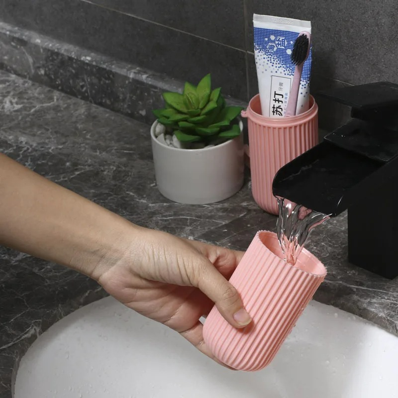 Portable Toothbrush Toothpaste - огляд і ціна Phone Cases The Dairy